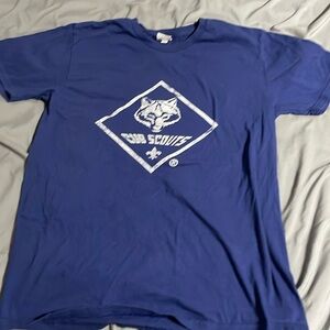 Men’s size m Cub Scout shirt
